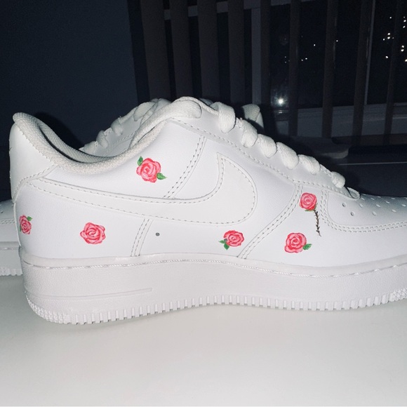 Custom AF1’s - Picture 2 of 11